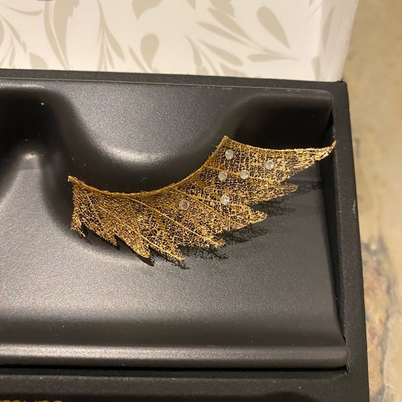 SHU UMERA ✨ - Picture 3 of 4